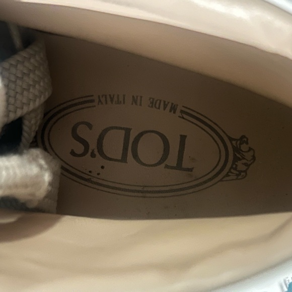 Tod’s fringe perforated leather high-top sneakers - Picture 11 of 11